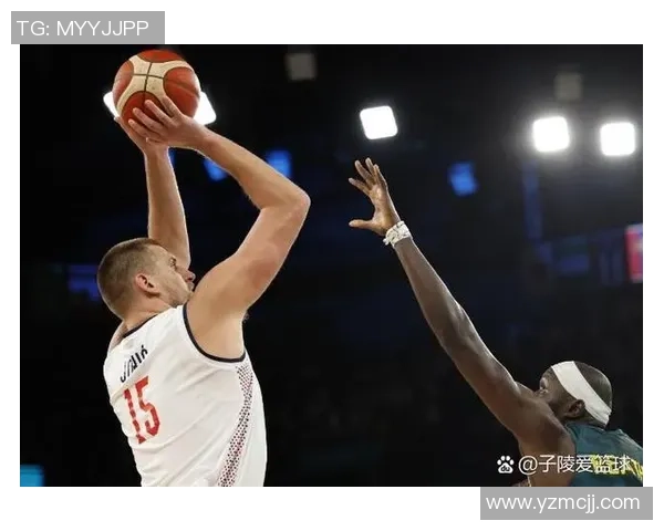 美国男篮与西班牙热身赛精彩对决展现篮球实力与战术较量